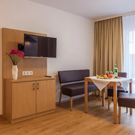 Seehotel Belriva 호텔 하그나우